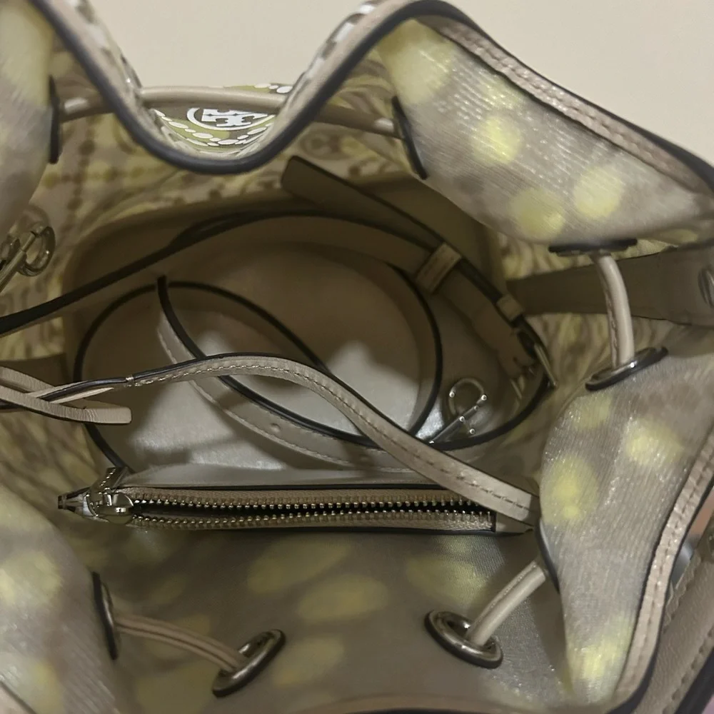 Tory Burch T Monogram Mesh Dot Bucket Bag
T Monogram Mesh Dot Bucket Bag - Picture 6 of 9